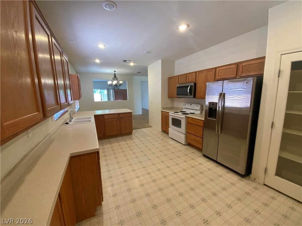 5406 Carrara Pointe Street - Photo 6