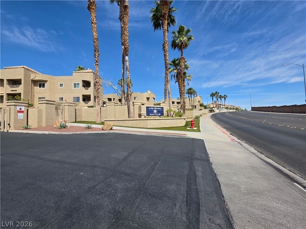 2200 Highpointe Drive - Photo 10