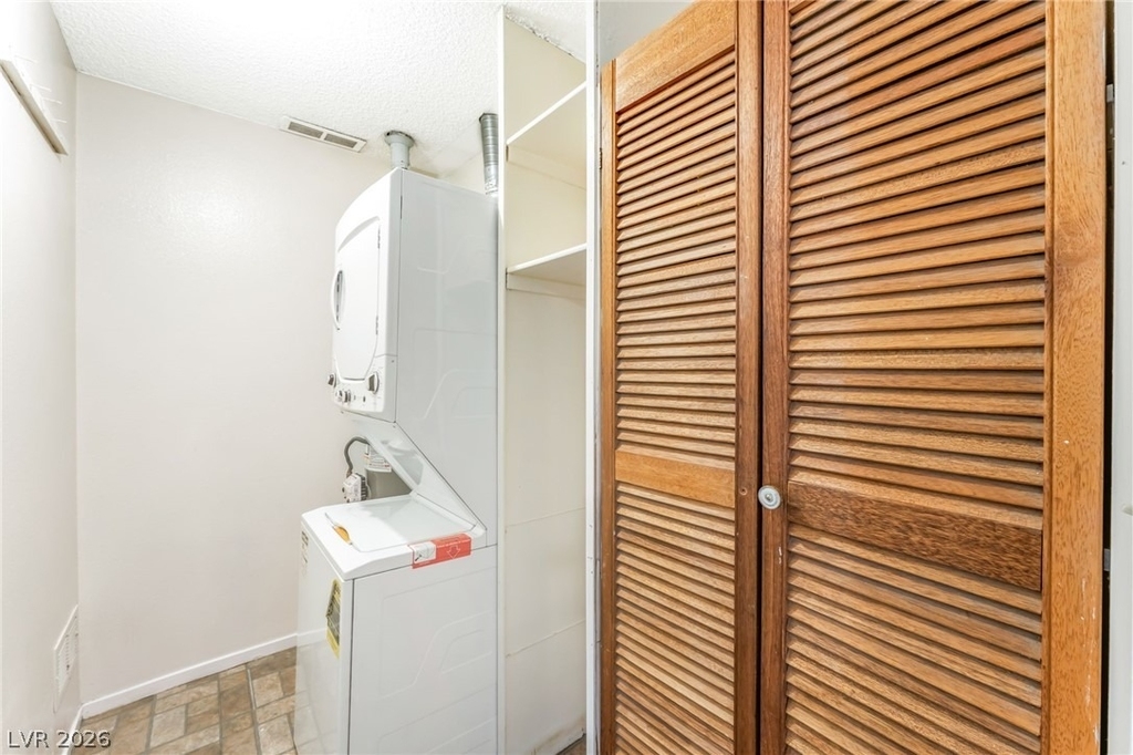 457 N Lamb Boulevard - Photo 14