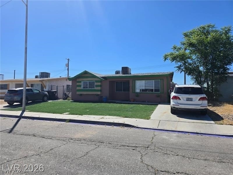 817 Duquesne Avenue - Photo 2