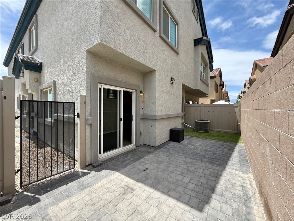 4640 Fuchsia Nights Avenue - Photo 31