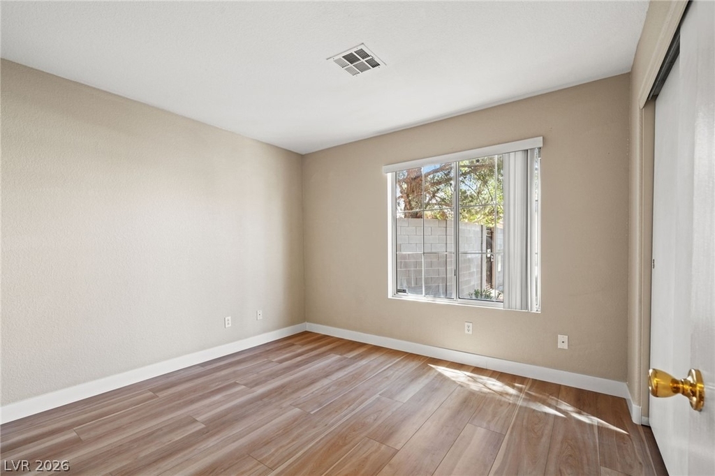 6012 Soft Springs Avenue - Photo 10