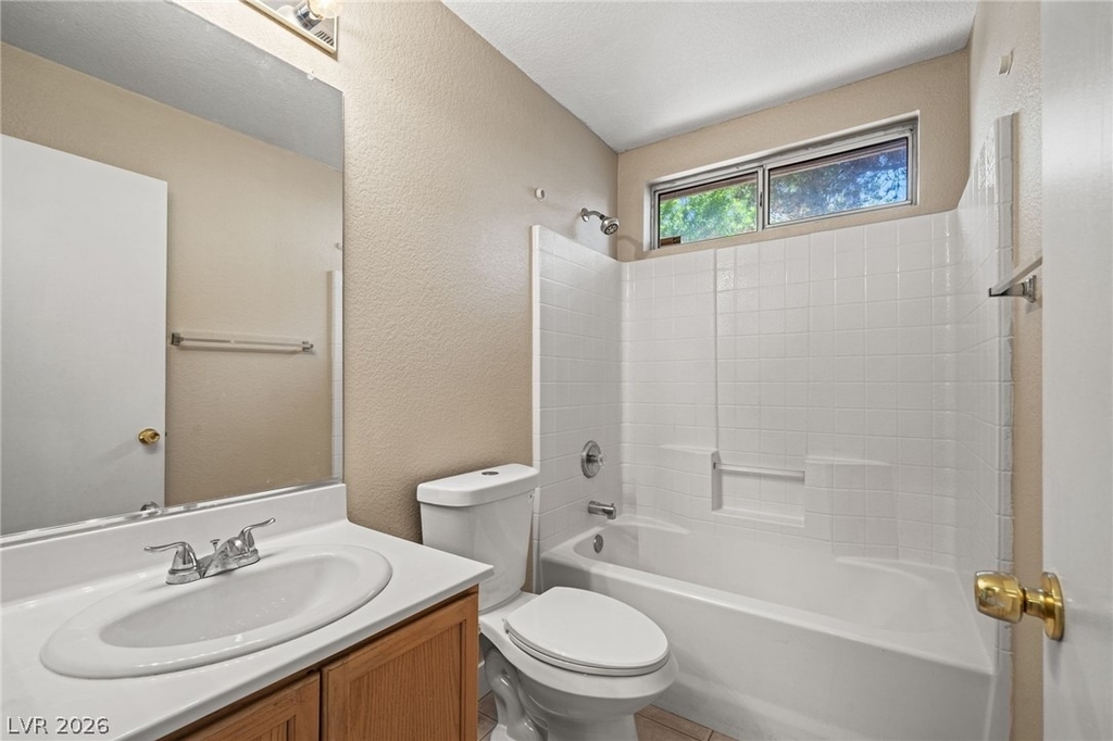 6012 Soft Springs Avenue - Photo 11