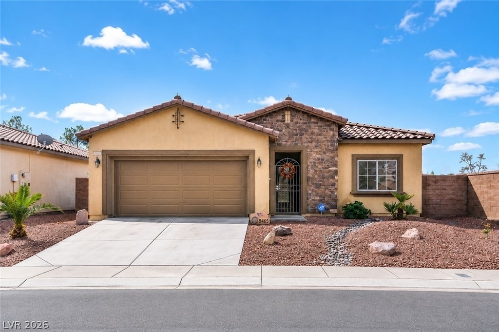 5465 Finestra Street - Photo 0