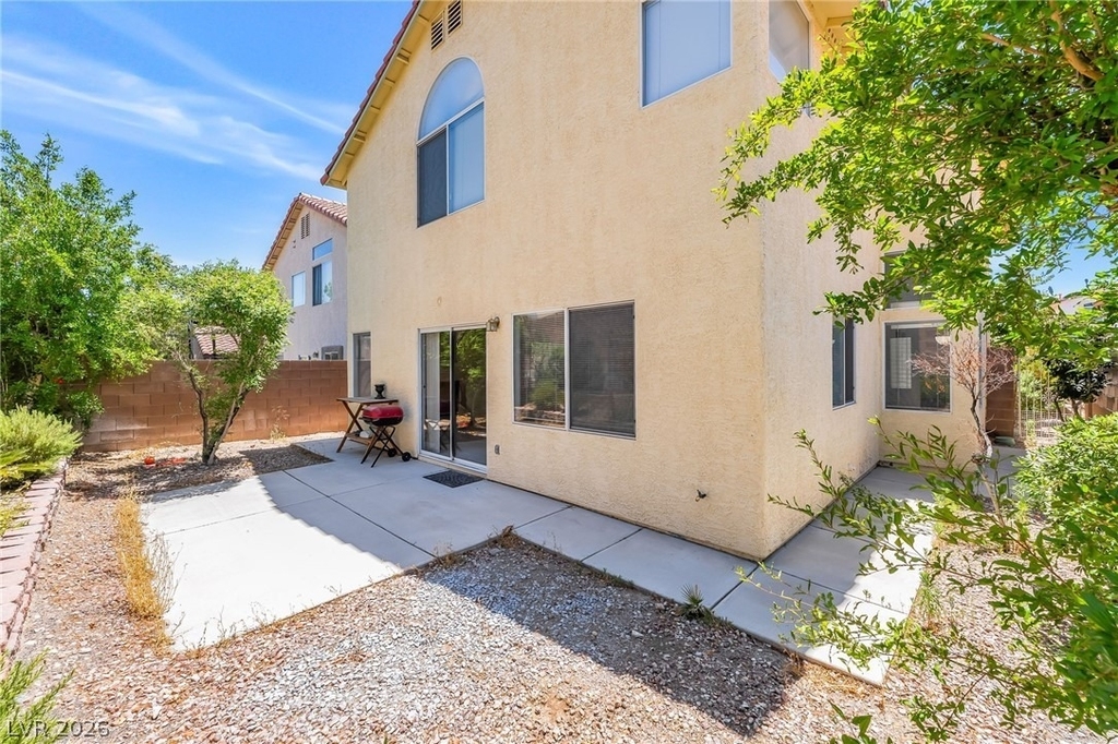 9888 Sparrow Ridge Avenue - Photo 38