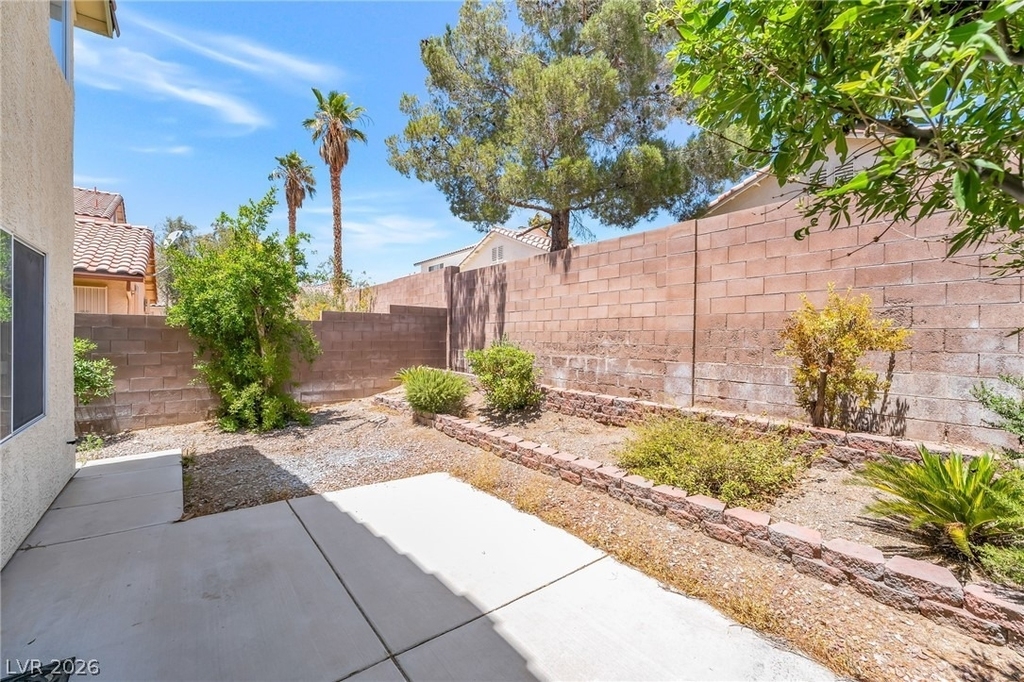 9888 Sparrow Ridge Avenue - Photo 39