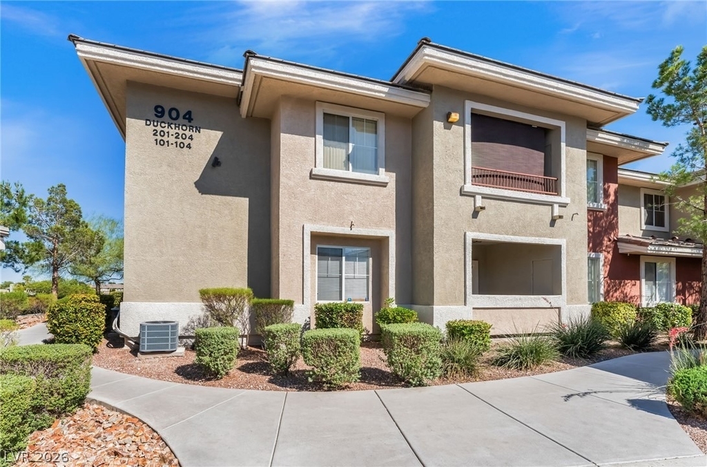 904 Duckhorn Court - Photo 2