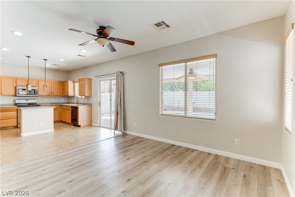 7981 Imperial Treasure Street - Photo 5