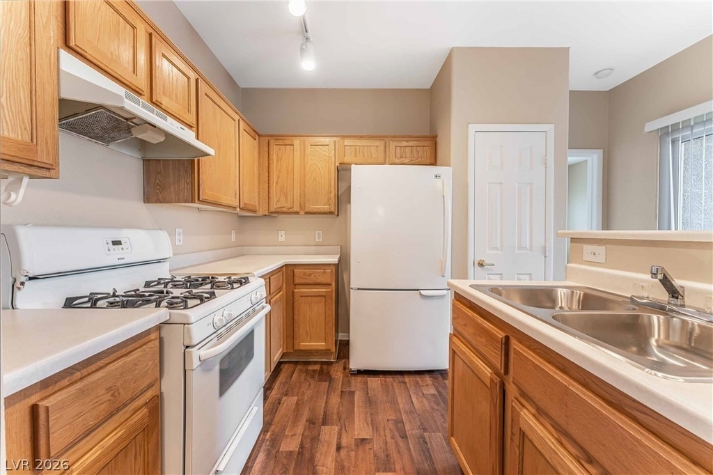 6170 E Sahara Avenue - Photo 12