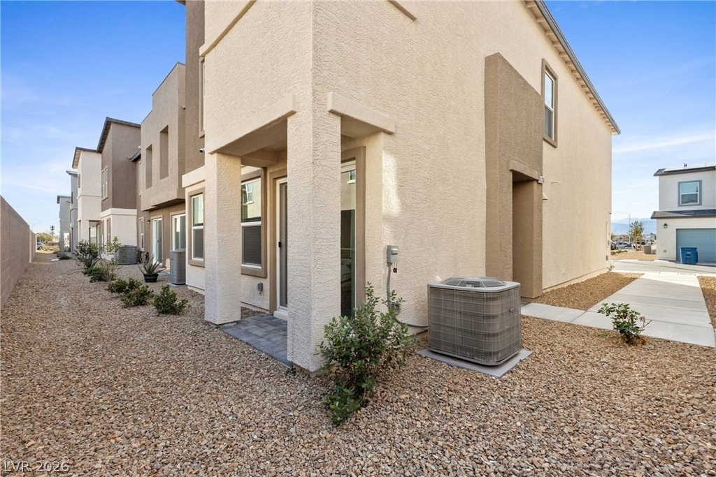6136 Lily Garden Street - Photo 31