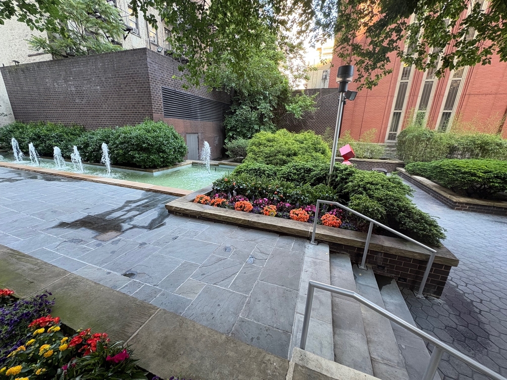 220 East 87th Street - Photo 5