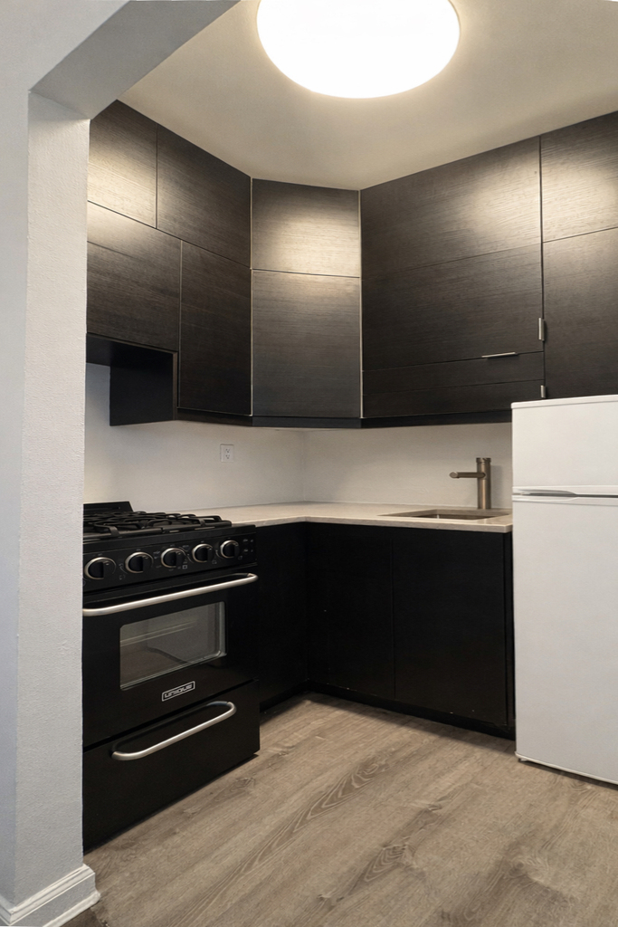 220 East 87th Street - Photo 1