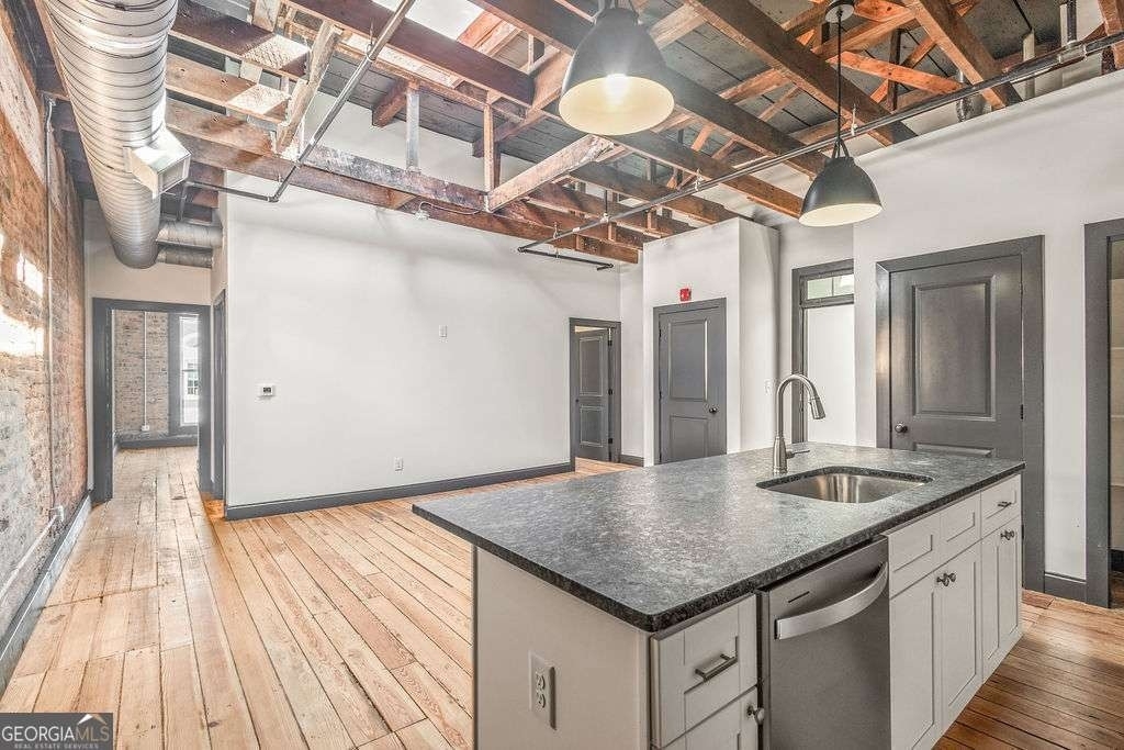 13 Greenville Street - Photo 6