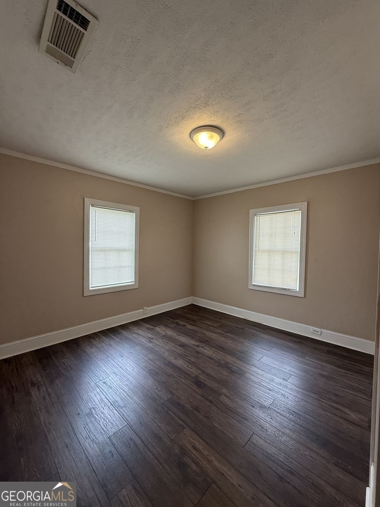 1011 Peek Street Nw - Photo 7