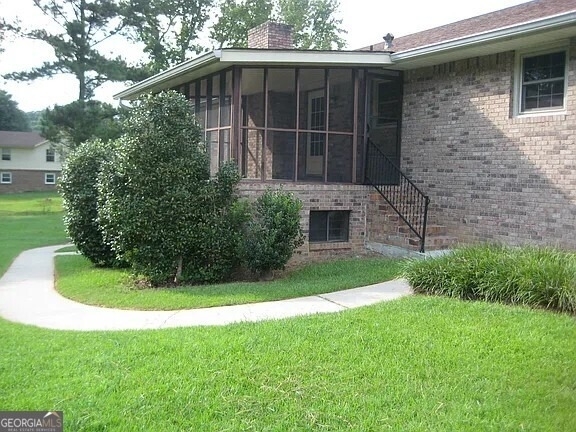 145 Redwood Circle - Photo 3