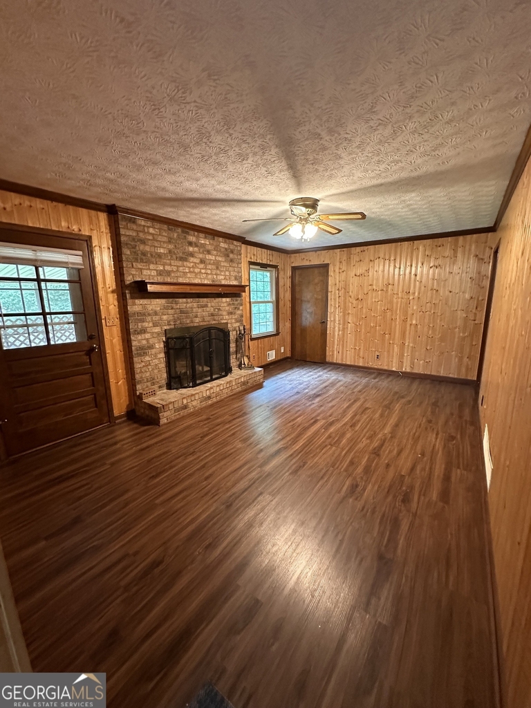 145 Redwood Circle - Photo 5