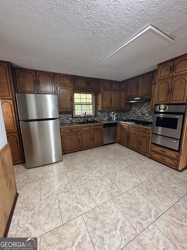 145 Redwood Circle - Photo 8