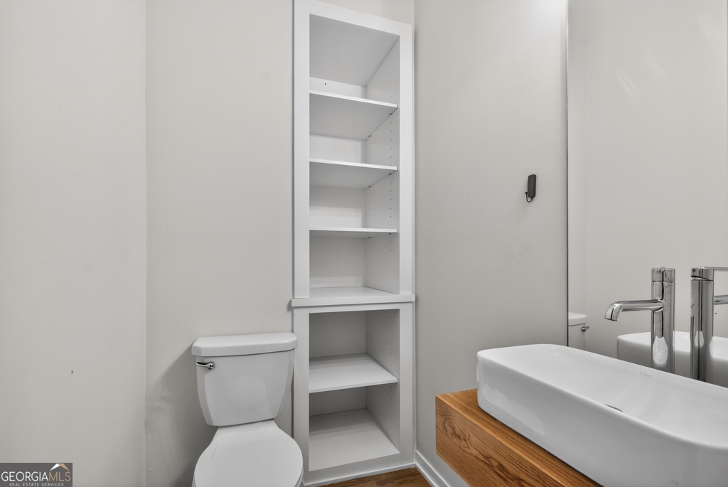 454 Calhoun Street Nw - Photo 1