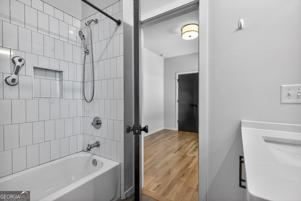 454 Calhoun Street Nw - Photo 16
