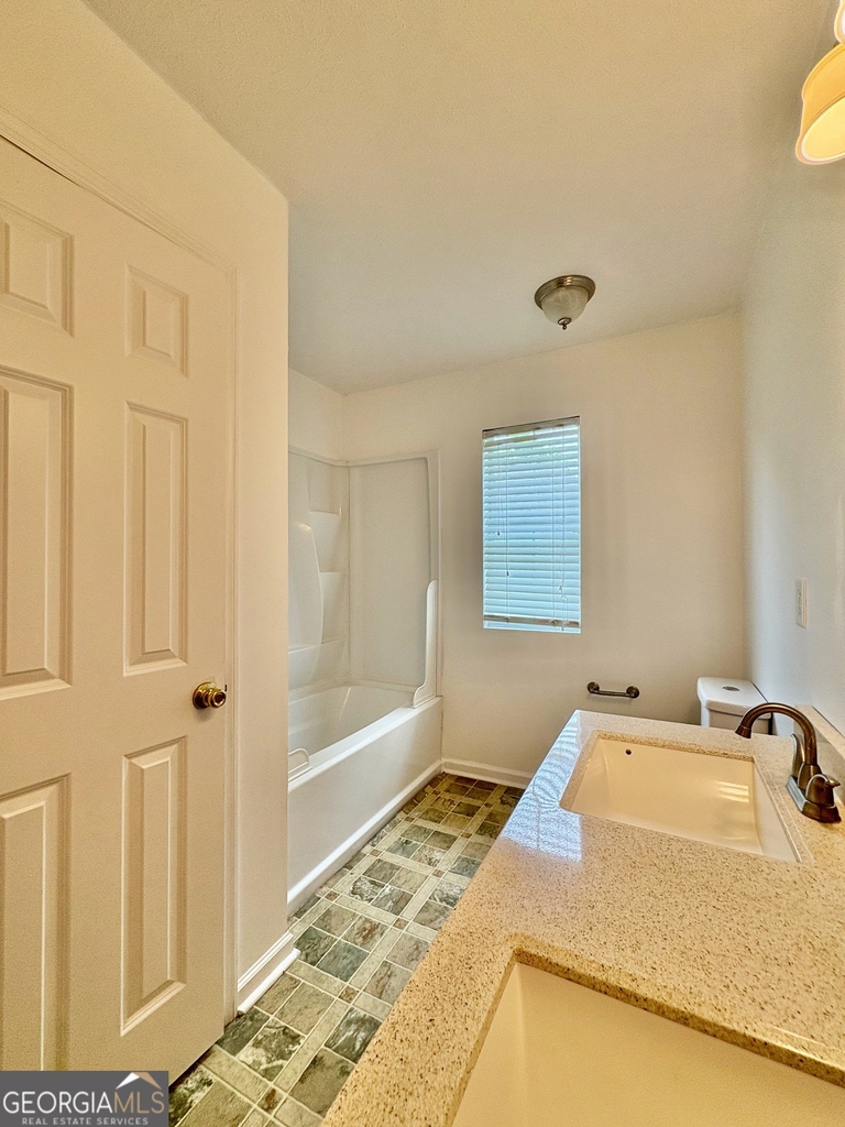 219 Fairway Drive - Photo 7