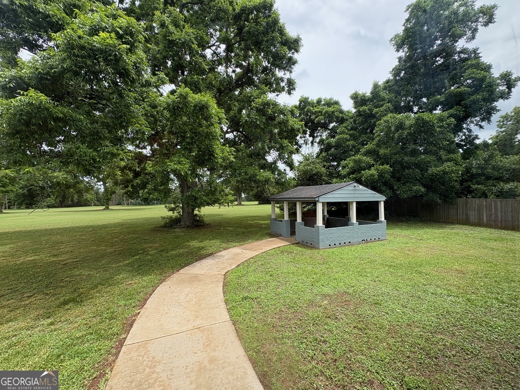 219 Fairway Drive - Photo 18