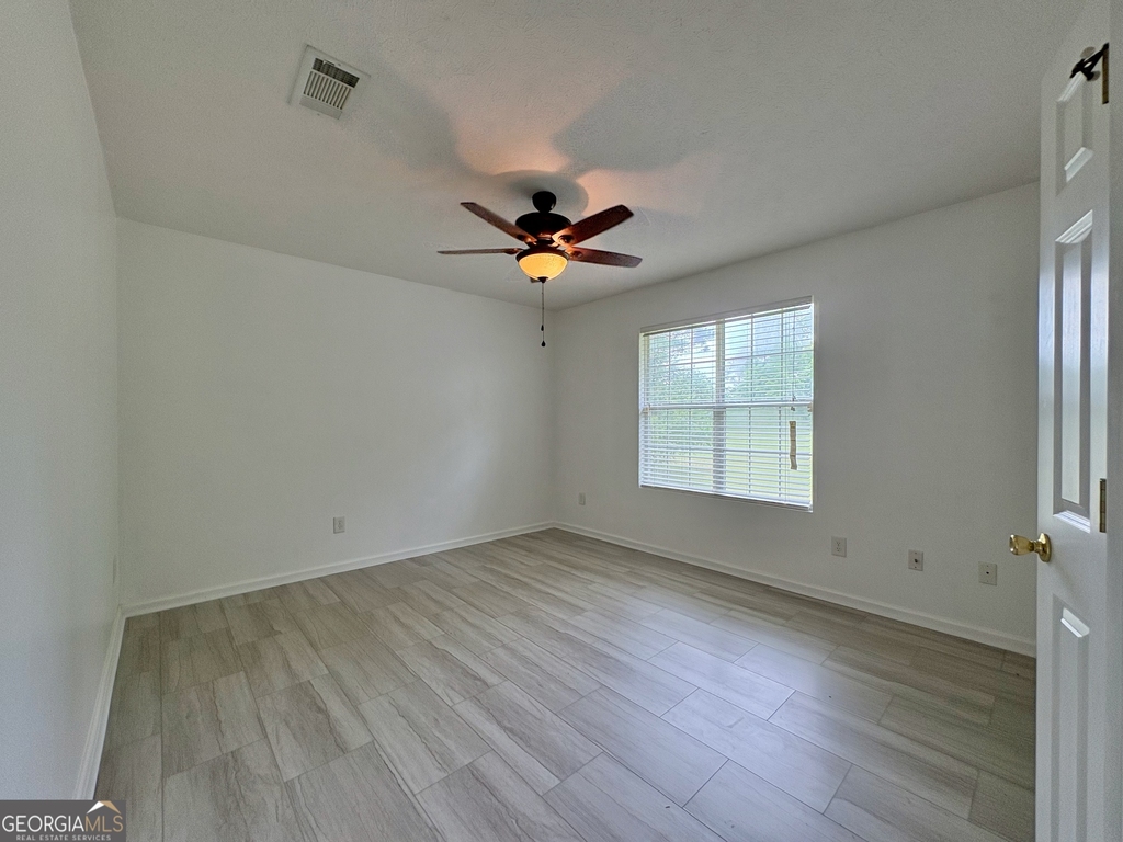 219 Fairway Drive - Photo 6