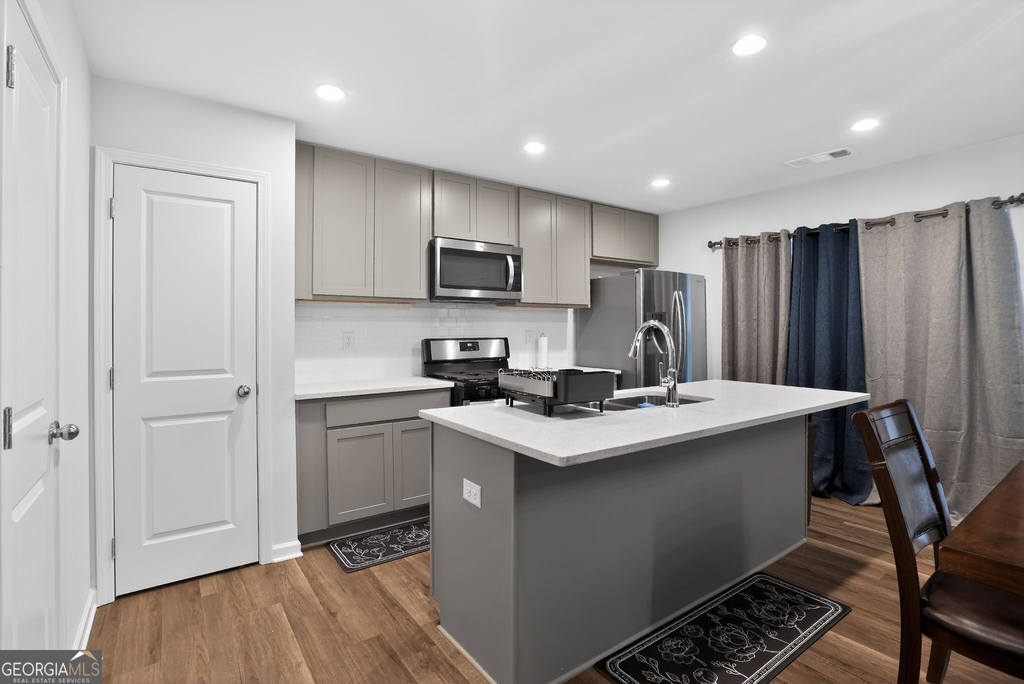 1127 2nd Street Nw - Photo 15