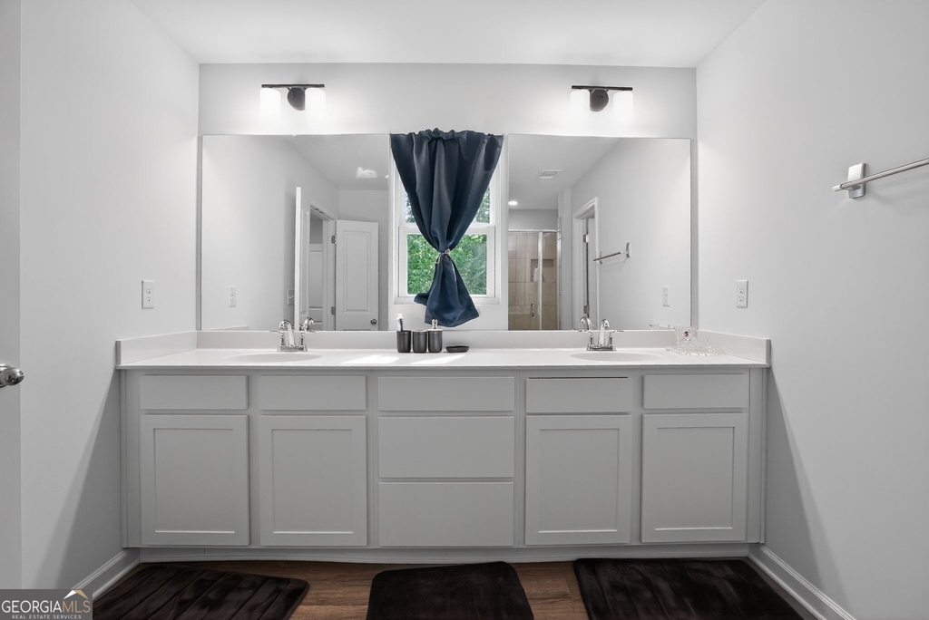 1127 2nd Street Nw - Photo 1
