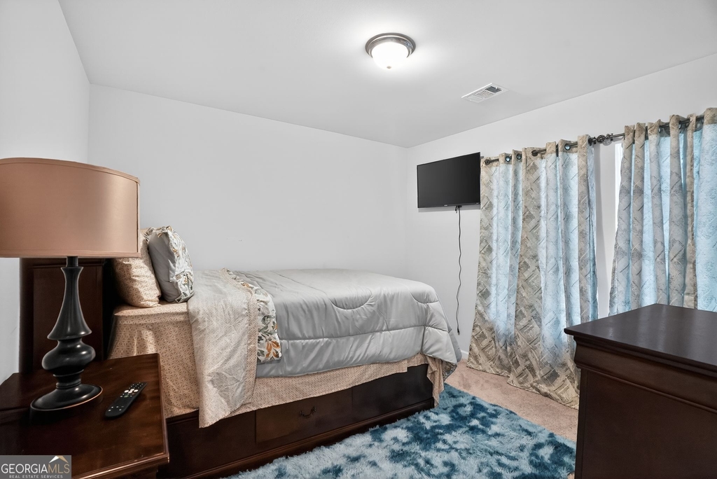 1127 2nd Street Nw - Photo 5