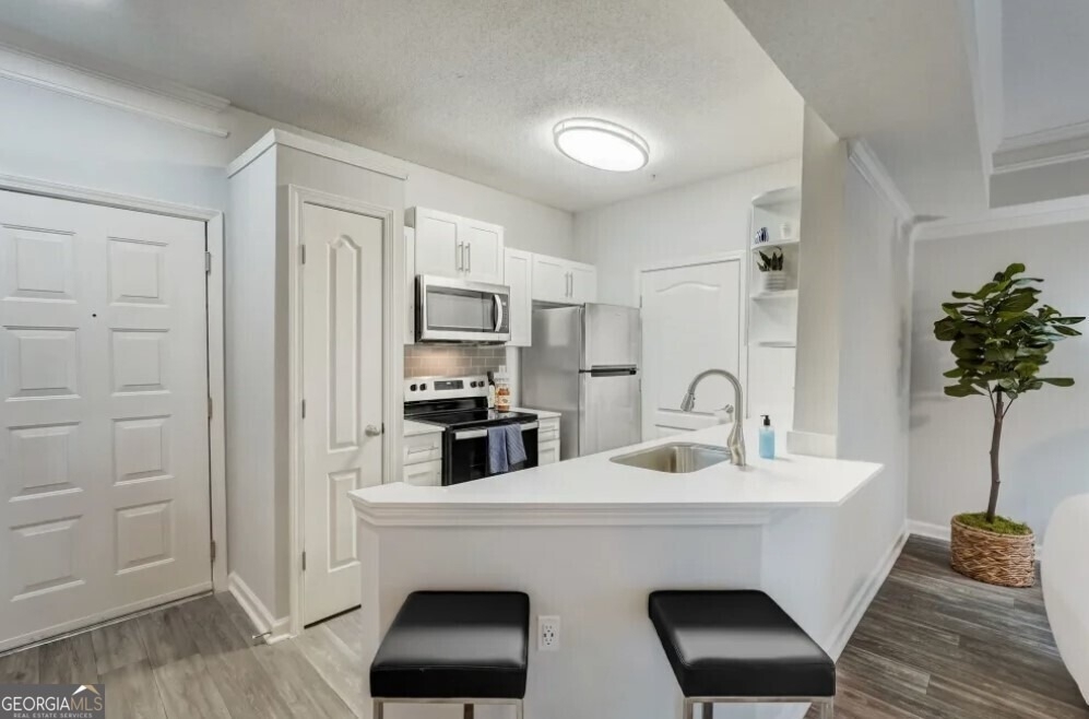 2900 Pharr Court Nw - Photo 1