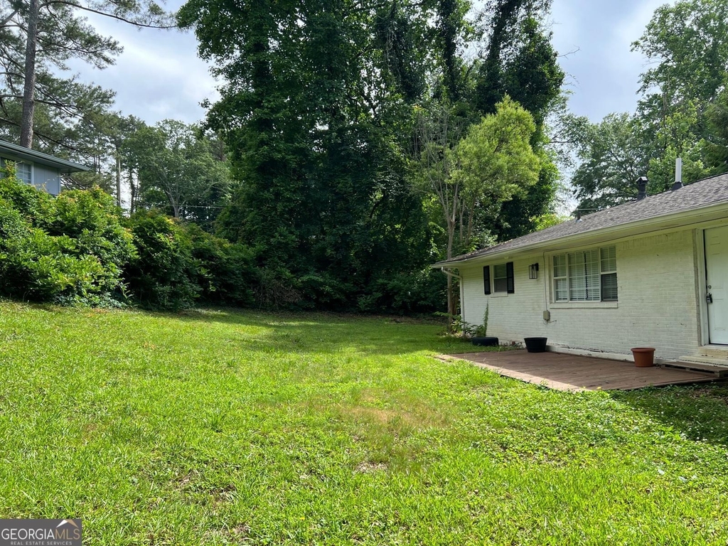2756 Plantation Drive - Photo 17