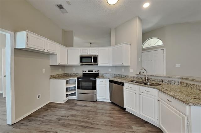 2222 Edinburgh Street - Photo 6