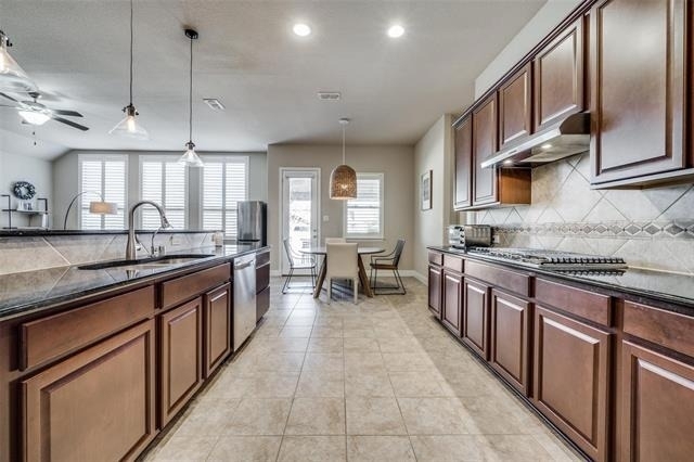 5044 Kerstyn Drive - Photo 10