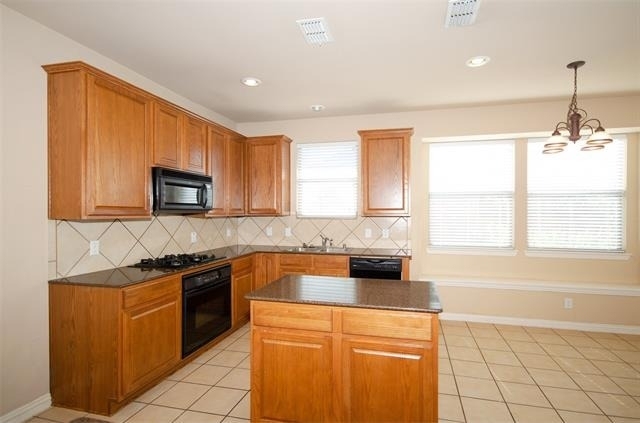 907 Mustang Ridge Drive - Photo 5