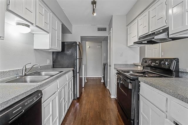 7012 Lincolnshire Lane - Photo 4