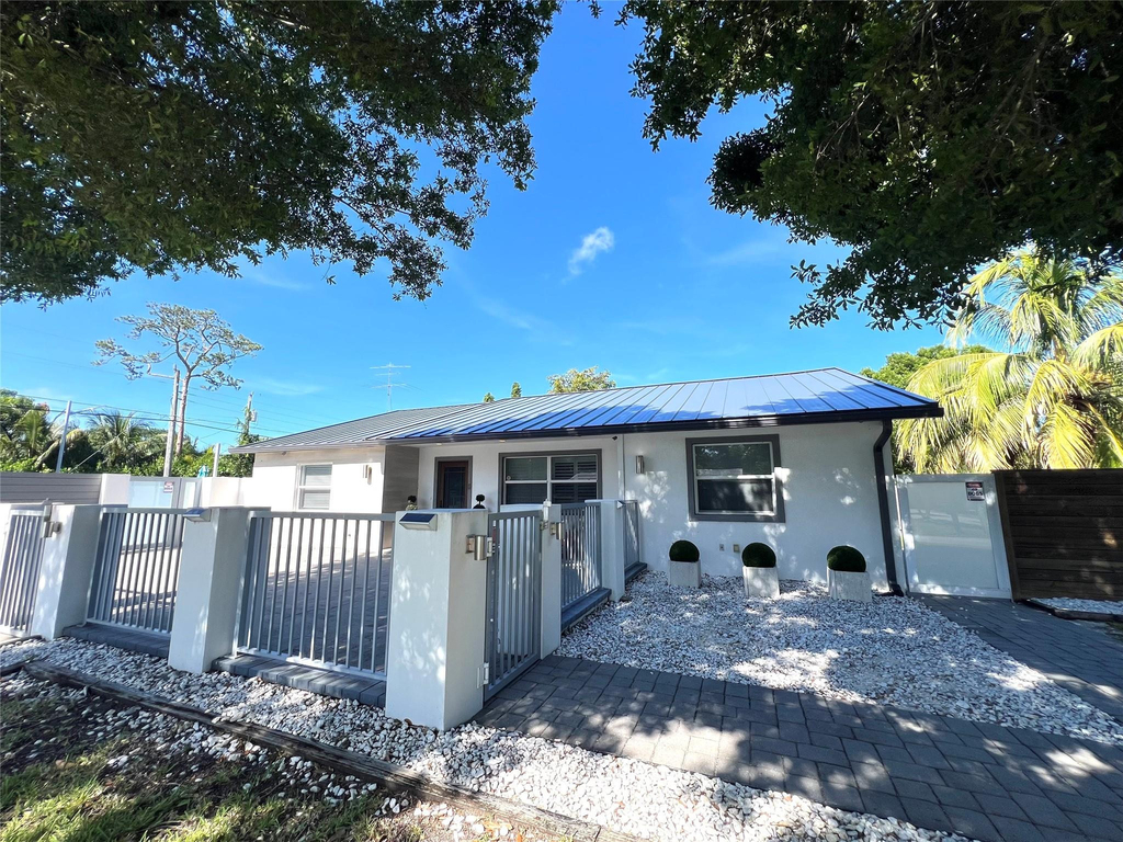 15276 Harrison Road - Photo 5