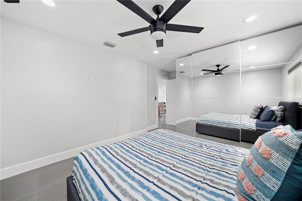 15276 Harrison Road - Photo 17