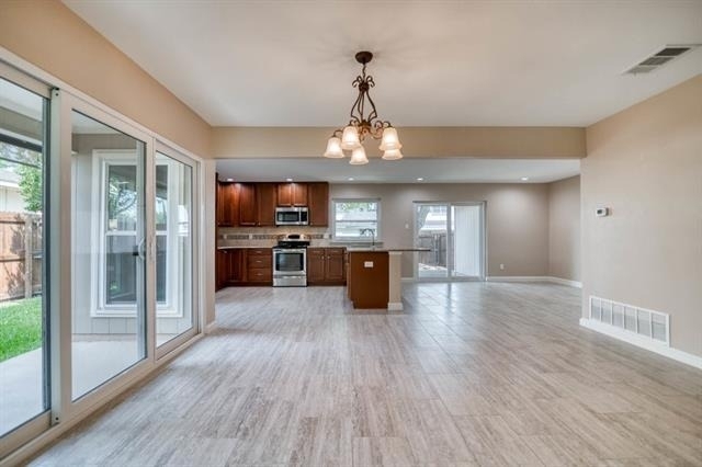 1817 Hemlock Drive - Photo 6