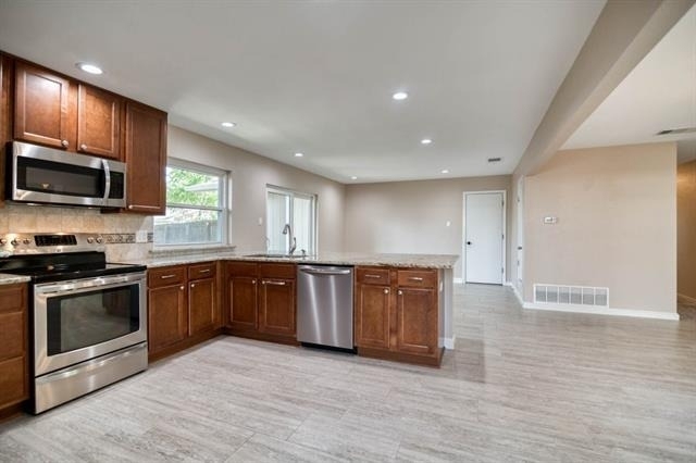 1817 Hemlock Drive - Photo 9