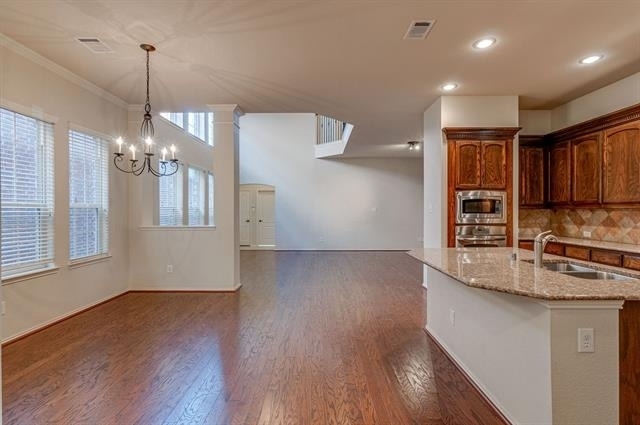 219 Knapford Station - Photo 8