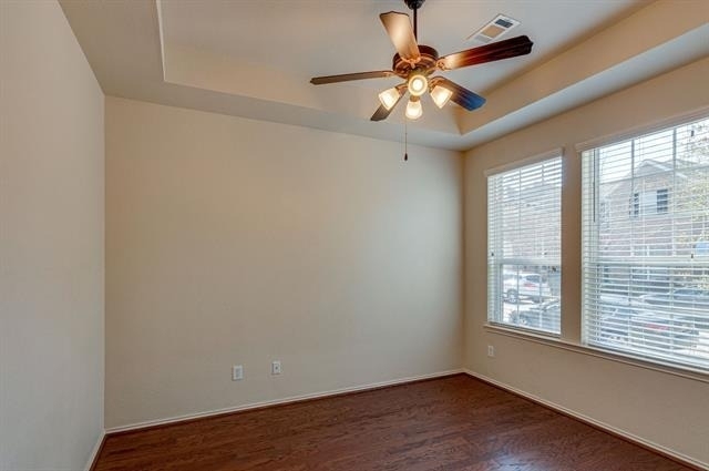 219 Knapford Station - Photo 5