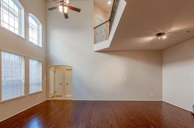 219 Knapford Station - Photo 15