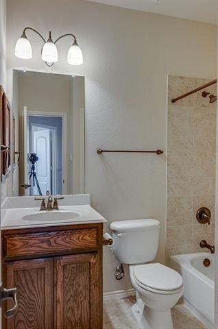 219 Knapford Station - Photo 32