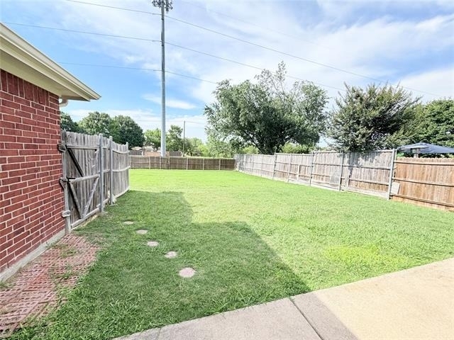 301 Mimosa Drive - Photo 33