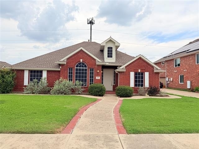 301 Mimosa Drive - Photo 2