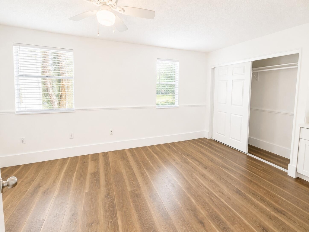 887 Crystal Lake Drive - Photo 20