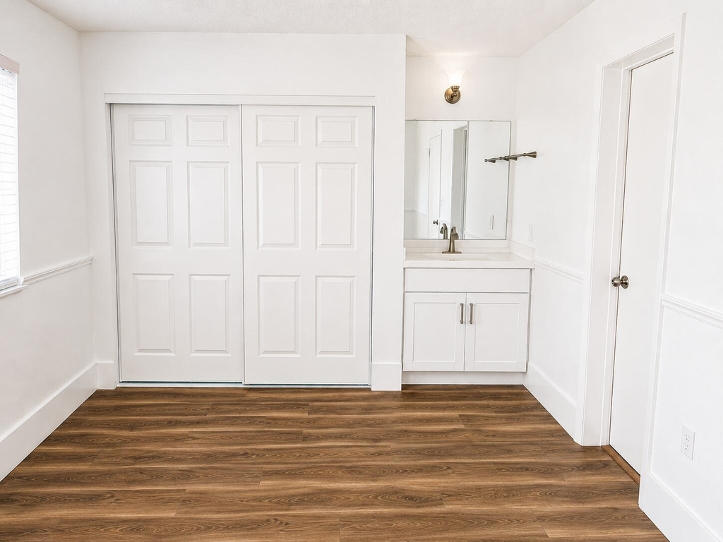 887 Crystal Lake Drive - Photo 21