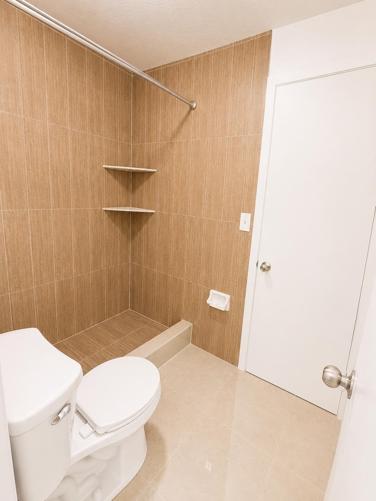 887 Crystal Lake Drive - Photo 17