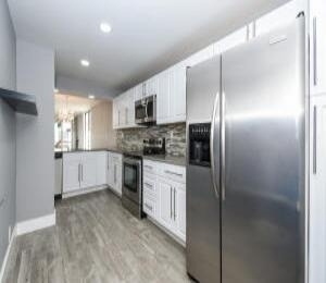 12 Royal Palm Way - Photo 5