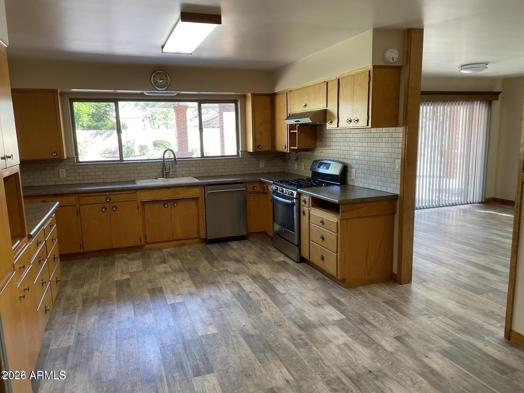 375 S Buena Vista Avenue - Photo 1